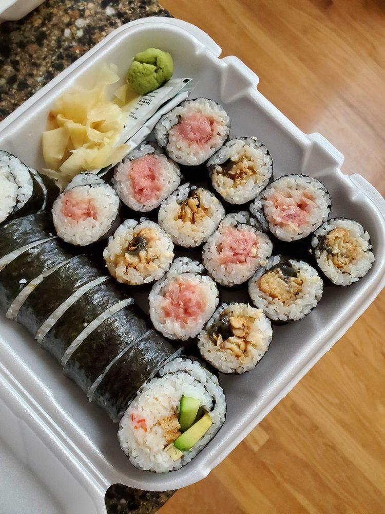 6 Piece Spicy Tuna Roll · Spicy tekka maki raw.