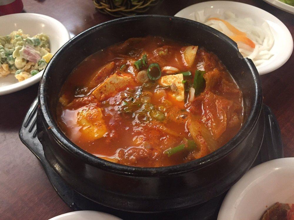 Kimchi Jigae · 