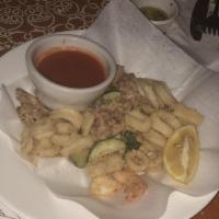 Fried Calamari Fried Zucchini Fried Shrimp · 