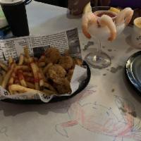 8 Fried Shrimp Basket · 