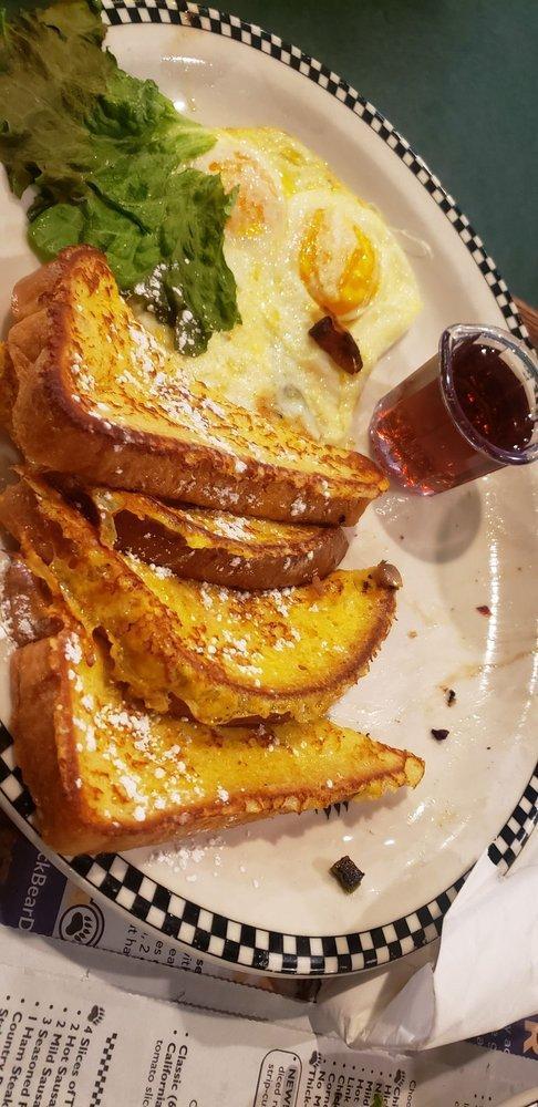Cubs' Strawberry French Toast · 