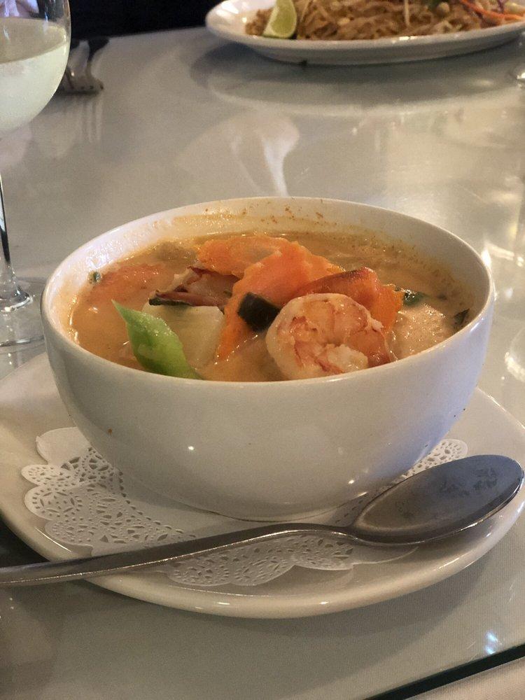 Bangkok 9 · Thai · Noodles · Soup