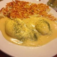 Crab Cake Benedict · 