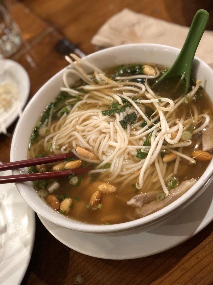 Nong Thon · Soup · Seafood · Vietnamese · Dinner · Asian