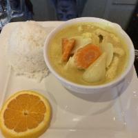 Yellow Curry · Gang ga-ree. Potato, onion, and carrot in coconut milk yellow curry sauce. Hot. 