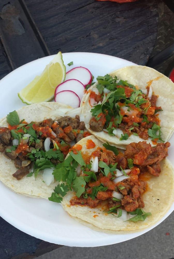 Junior's Tacos · Mexican · Food Trucks