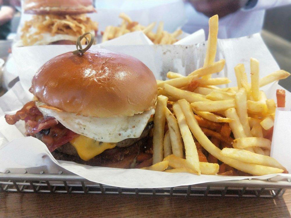 Burger 21 - Albuquerque · Burgers · American