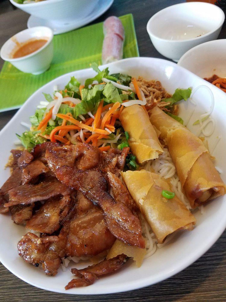 Banh Cuon Tay Ho · Lunch · Dinner · Mexican · Vietnamese