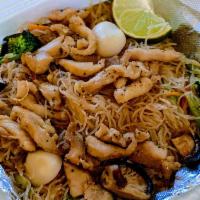 Pancit Guisado · Stir fry bihon noodles with vegetables & chicken.