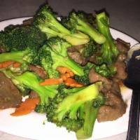 Beef Broccoli Chow Mein · 