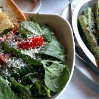 Spinach and Arugala Salad · 