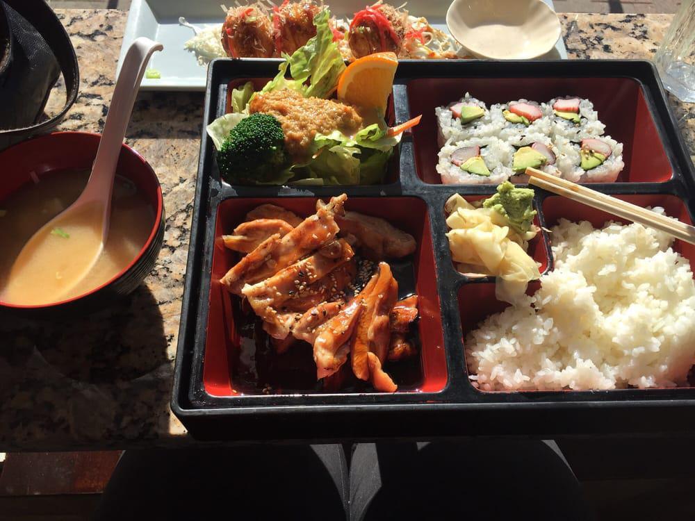 Maneki Neko Express · Sushi Bars · Sushi · Japanese · Dinner · Asian
