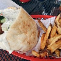 Falafel Pita · Fried chickpeas balls. Vegan.