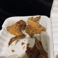 Fried Chicken Wings · 4 wings.