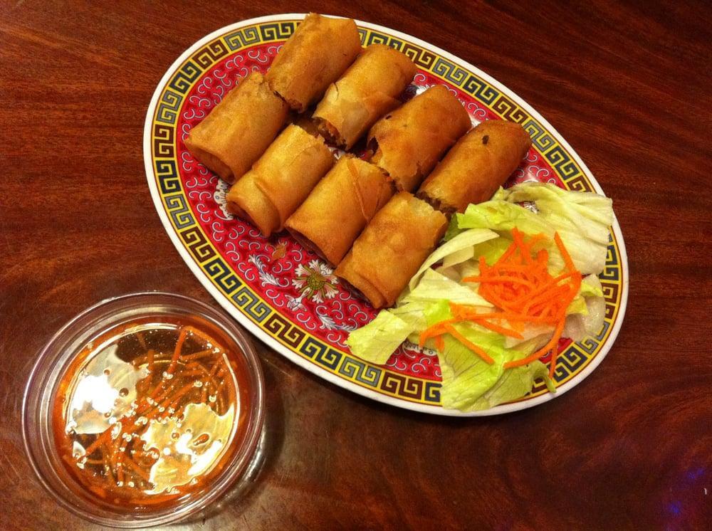 Vegetarian Fried Egg Roll and Tofu with Vermicelli · 