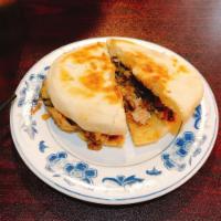 Rouga Mo Chinese Burger · Pork