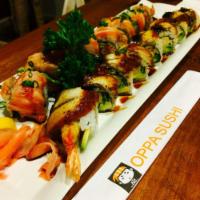 Dragon Maki · Shrimp tempura, avocado, cucumber, topped with sliced avocado, and eel sauce. Served with mi...