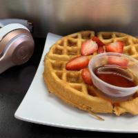 Protein Waffle Breakfast · Sorbet of açaí, has 3 fruits and granola