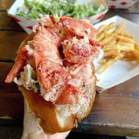 Maine Lobster Roll Sandwich · Lobstah mixed with Hellmann's mayo, green onions, salt and pepper.