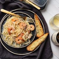 Linguini Misto Mare · Shrimp and white fish with lemon, butter, garlic, white wine, Parmesan.