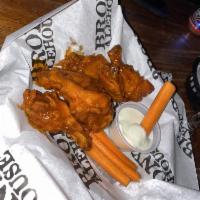 Bronx Is Burning Hot Wings · 