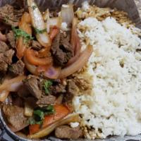 Lomo Saltado · 