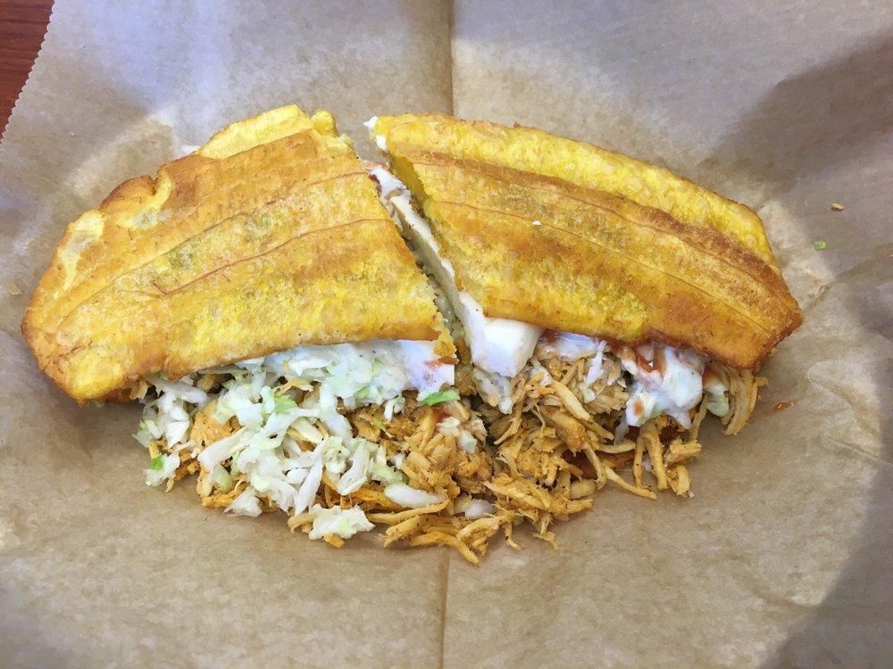 Chicken Patacon · 