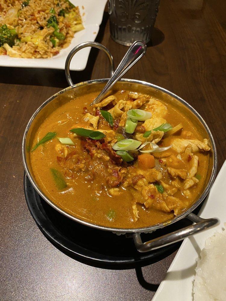 Red Curry · Choice of Protein: Vegetable, Tofu, Tofu & Vegetable, Chicken, Mock Duck, Beef, Shrimp, Pork Shank, Seafood, Duck and Salmon Served with mixed wild rice or jasmine rice Red curry paste with bamboo shoots, green peas, eggplant, green bell pepper with coconut milk