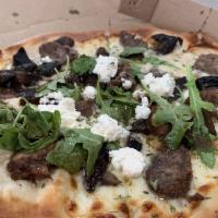 Lamb and Fig Pizza · 