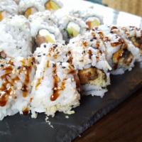 Crunchy Eel Roll · 8 pieces. Eel, tempura crunchy, spicy mayo topped with eel sauce.