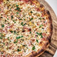 Manhattan Red Clam Pizza · Clams, garlic, seasonings, tomato sauce.