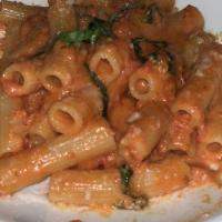 Spicy Penne Vodka · 