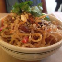 Kelp Noodle Pad Thai · 