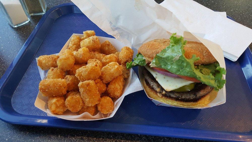 Main Street Burger · Burgers · Salad · Fast Food