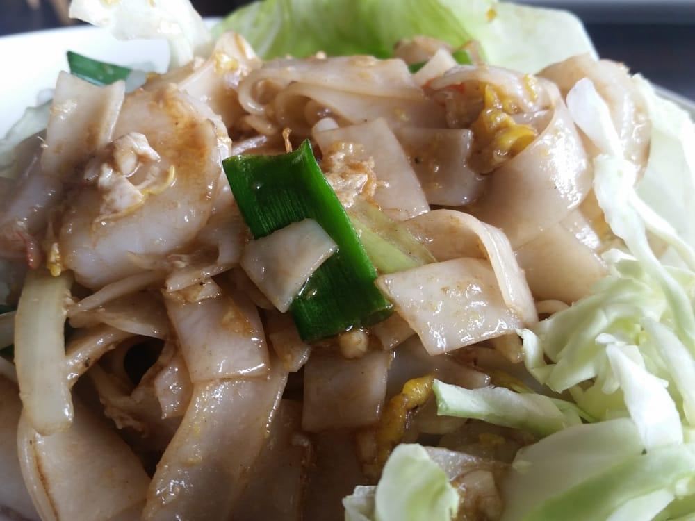 Lunch Garlic Noodle · 