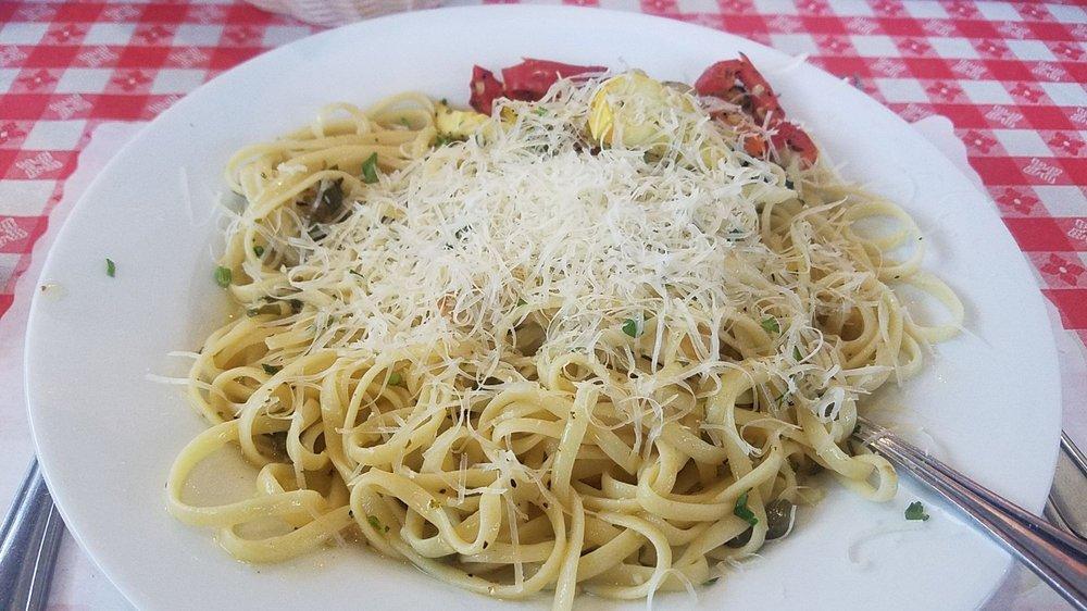 Mama D's Italian Kitchen · Dinner · Pizza · Salad · Italian