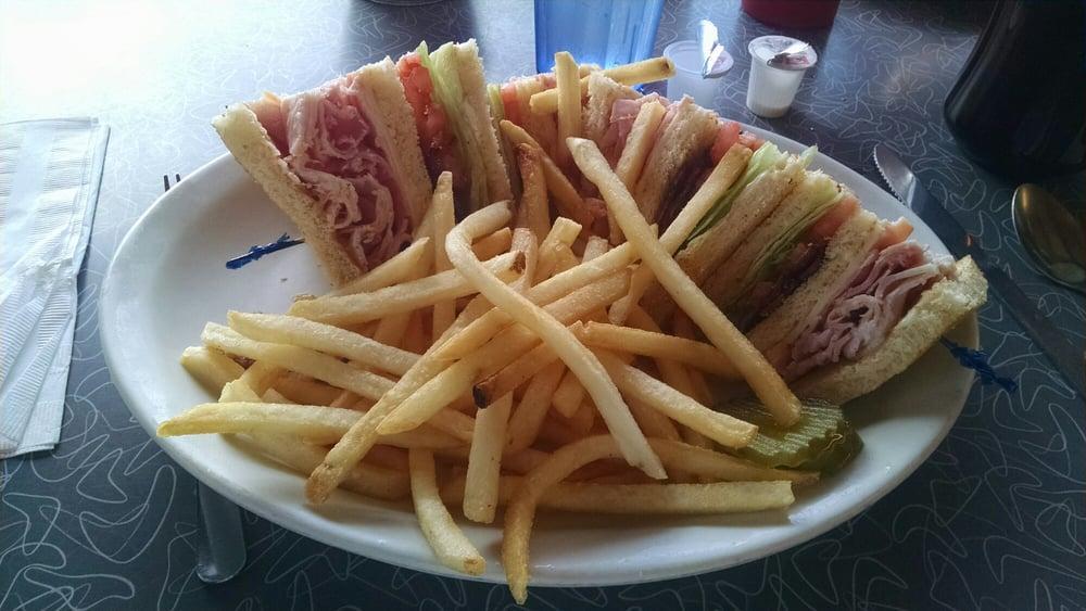 Club Sandwich Plate · 