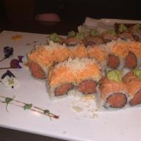 Dynamite Roll · Spicy crunchy tuna with spicy kani and crunch on top. 
