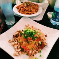 Arizona · Chicken or steak, turkey bacon, tomatoes, scallions and zero
carb signature sauce over brow...