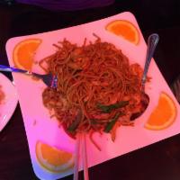 Lo Mein · Stir-fried noodles with vegetables