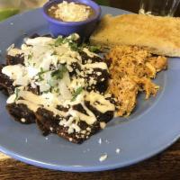 Chicken Mole Torta - Pollo Con Mole · 