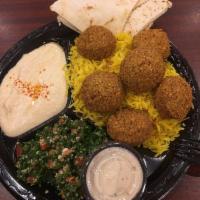 Falafel Plate · Vegan.