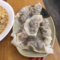 Steamed Pork and Chives Dumpling · 
