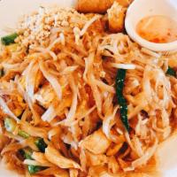 Pad Thai · Thai rice noodle sautéed with tamarind sauce, egg, tofu,
green onion and bean sprouts topped...