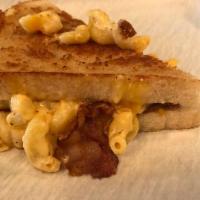 Mac N Cheese Melt · 