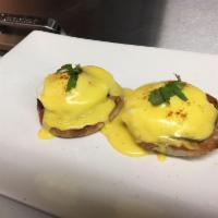 Eggs Benedict Breakfast · 
