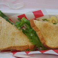 Turkey Avo Sandwich · 