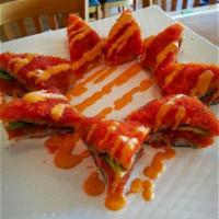 Sunny Roll · Spicy tuna, avocado, crunch and topping masago with spicy mayo.