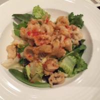 Crispy Calamari Salad · 