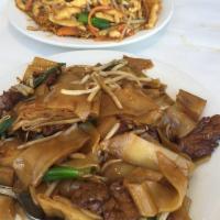 Beef Chow Fun · 